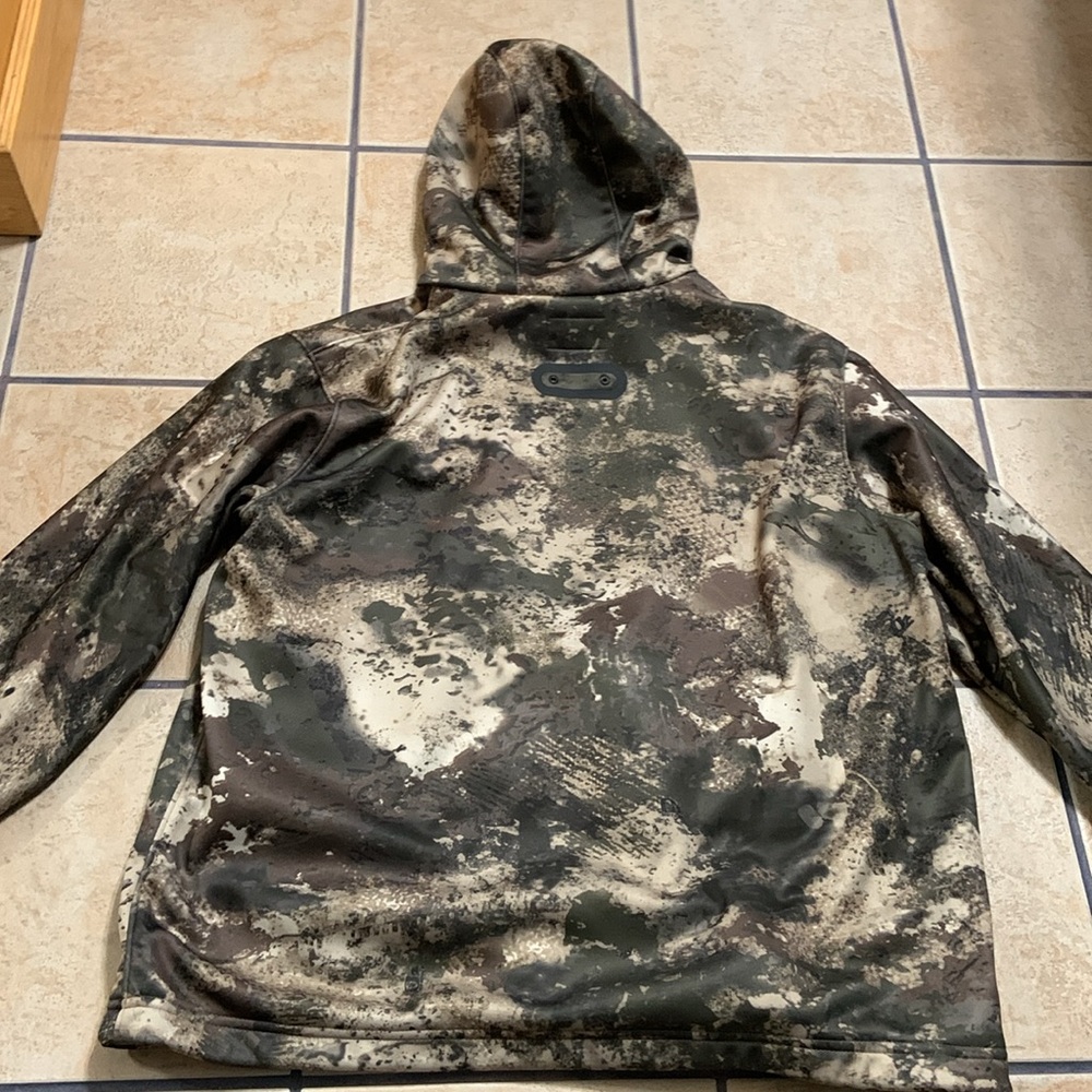Cabela’s Zip Up - Picture 3 of 5